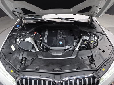 BMW 7 SERIES - 7