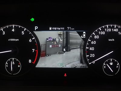 2020 Genesis G90 thumbnail 16
