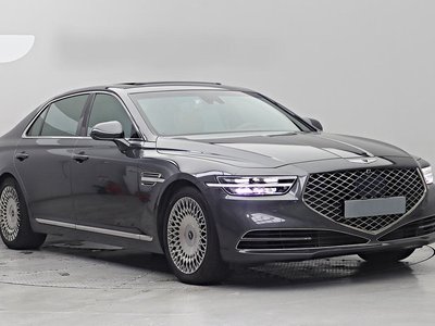 2020 Genesis G90 照片 2