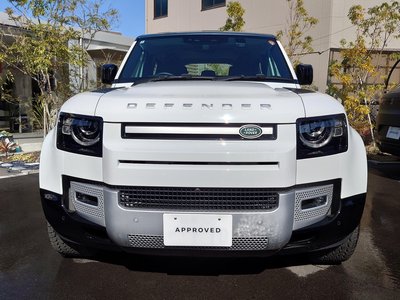 LAND ROVER DEFENDER - 7