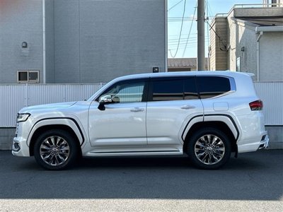 TOYOTA LAND CRUISER 300 - 5