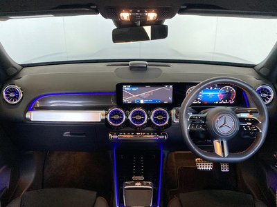 MERCEDES-BENZ GLB - 8