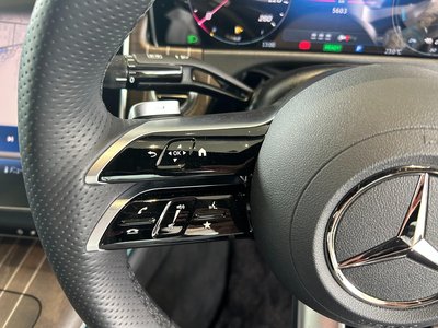 MERCEDES-BENZ E-CLASS - 8