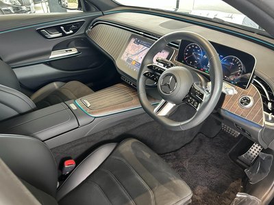 MERCEDES-BENZ E-CLASS - 4