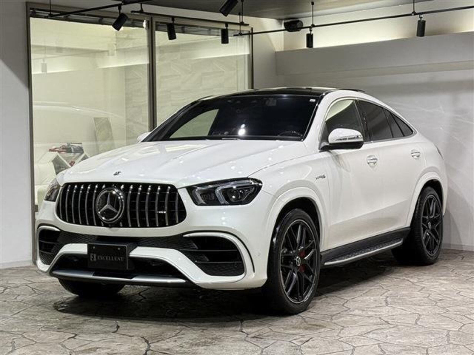 MERCEDES-BENZ GLE COUPE AMG - View 1