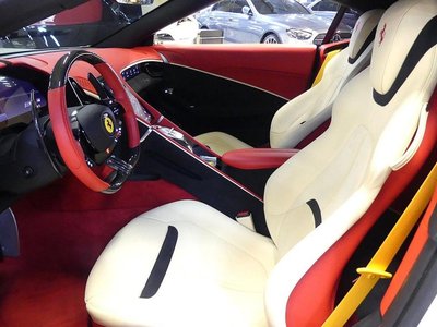 FERRARI ROMA - 4