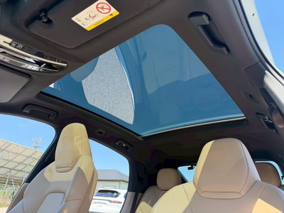 PORSCHE CAYENNE - 8
