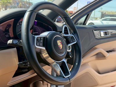 PORSCHE CAYENNE - 10