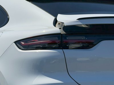 PORSCHE CAYENNE - 4