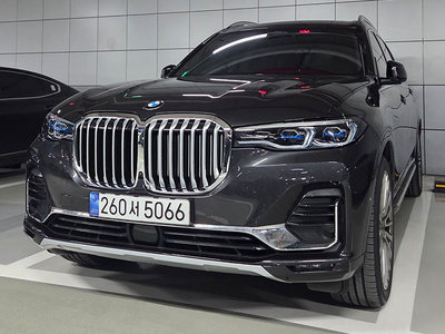 BMW X7 - 1