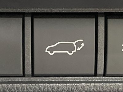 TOYOTA LAND CRUISER 250 - 7