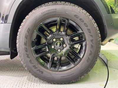 2025 LAND Rover DEFENDER — миниатюра 22