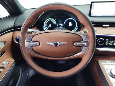 2023 Genesis GV70 — миниатюра 13
