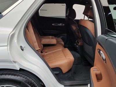 2023 Genesis GV70 — миниатюра 12