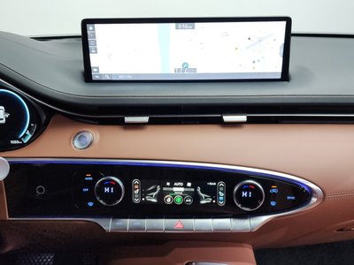2023 Genesis GV70 — миниатюра 15