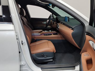 2023 Genesis GV70 — миниатюра 11