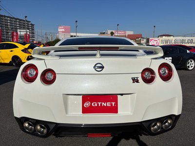 NISSAN GT-R - 9