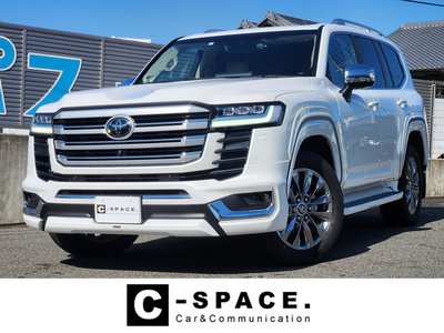 TOYOTA LAND CRUISER 300 - 1