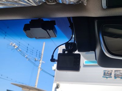 TOYOTA LAND CRUISER 300 - 6