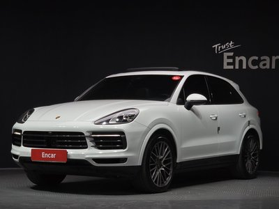 PORSCHE CAYENNE - 1