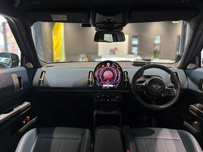 MINI MINI COUNTRYMAN - 3