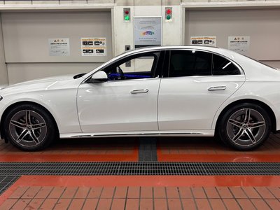 MERCEDES-BENZ E-CLASS - 8