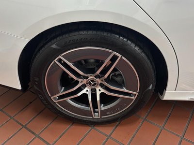 MERCEDES-BENZ E-CLASS - 7