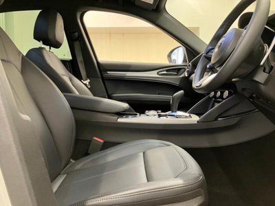 2025 ALFA Romeo STELVIO 缩略图 17