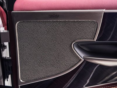 2019 LEXUS LS photo 5