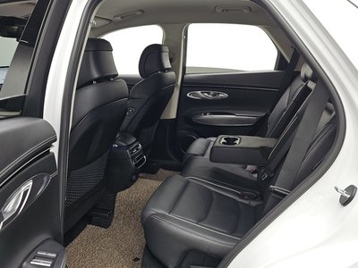 صورة مصغرة 16 لـ 2021 Genesis GV70