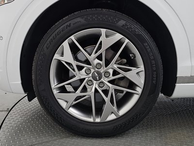 صورة 6 لـ 2021 Genesis GV70