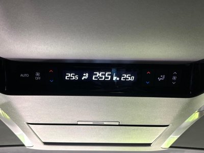 TOYOTA ALPHARD - 7