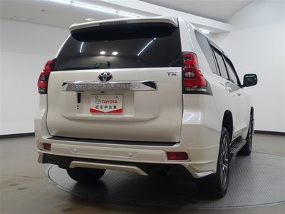 TOYOTA LAND CRUISER PRADO - 8