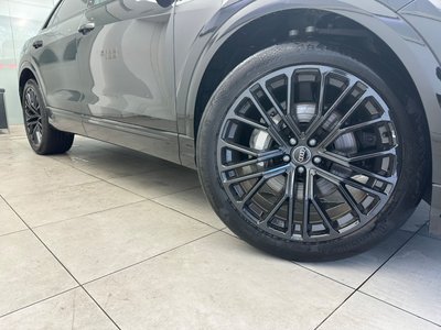 2025 AUDI Q8 照片 10