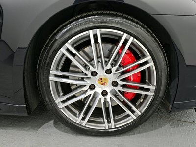 PORSCHE PANAMERA - 6