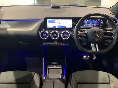 2025 Mercedes-BENZ GLA — миниатюра 24