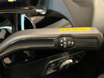 2025 Mercedes-BENZ GLA — миниатюра 36