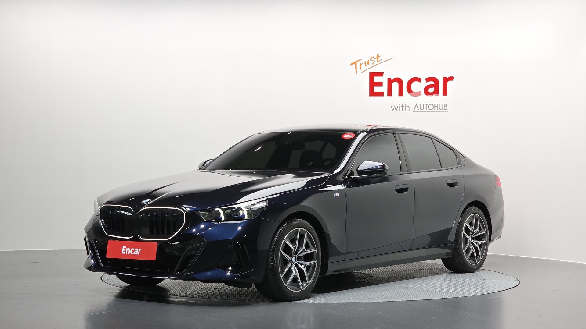 BMW 5 SERIES - View 1