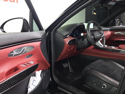 صورة 10 لـ 2021 Genesis GV70