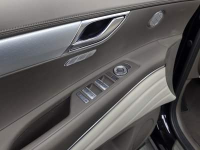 2020 Genesis GV80 thumbnail 30