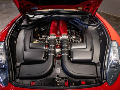 FERRARI CALIFORNIA - 4