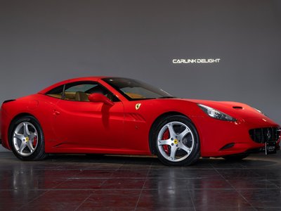 FERRARI CALIFORNIA - 1
