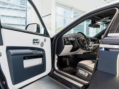 ROLLS ROYCE GHOST 2018 thumbnail 19