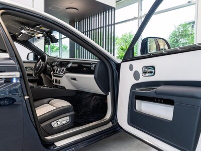 ROLLS ROYCE GHOST 2018 thumbnail 22