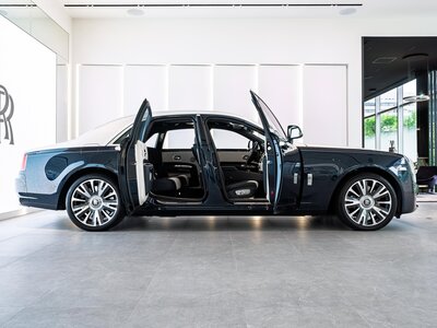 ROLLS ROYCE GHOST 2018 thumbnail 7