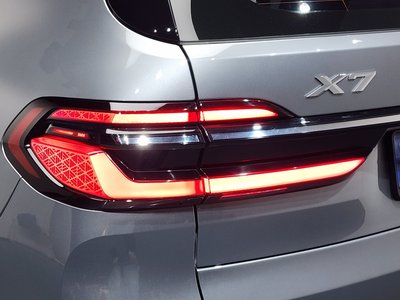 BMW X7 - 10