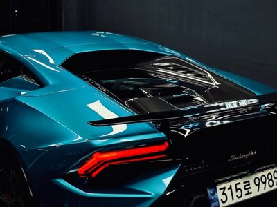 2024 Lamborghini HURACAN photo 7