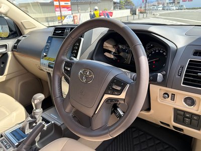 TOYOTA LAND CRUISER PRADO - 6