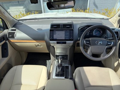 TOYOTA LAND CRUISER PRADO - 3