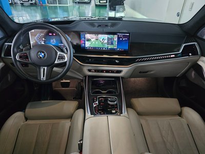 BMW X7 - 6